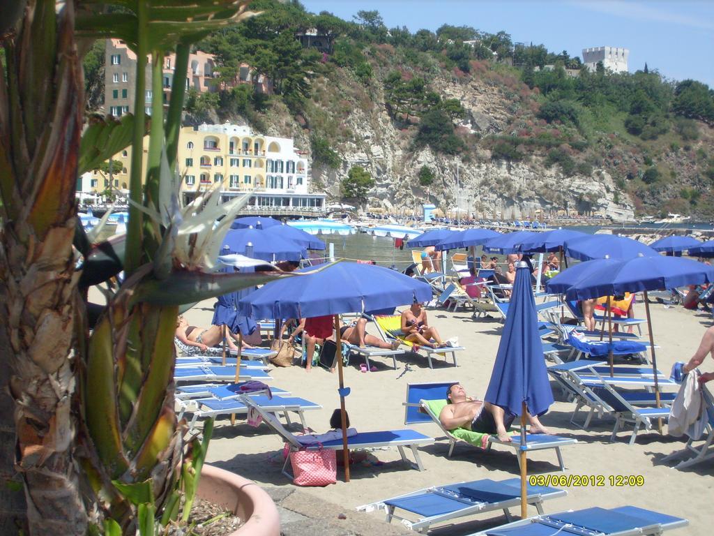 B&B Celestina Ischia Lacco Ameno  Exterior foto